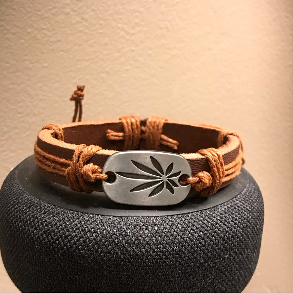 😎Leather bracelet